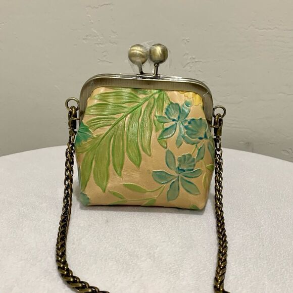 Free Small Clutch With Handmade Genuine Leather Floral Embossed Wooden Frame Bag - Picture 12 of 15